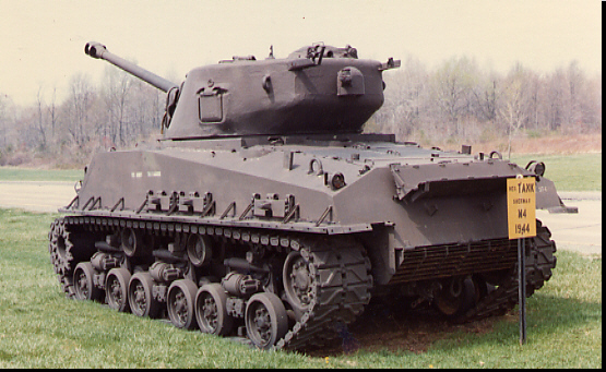 M4A3_Sherman-3.jpg (159270 byte)
